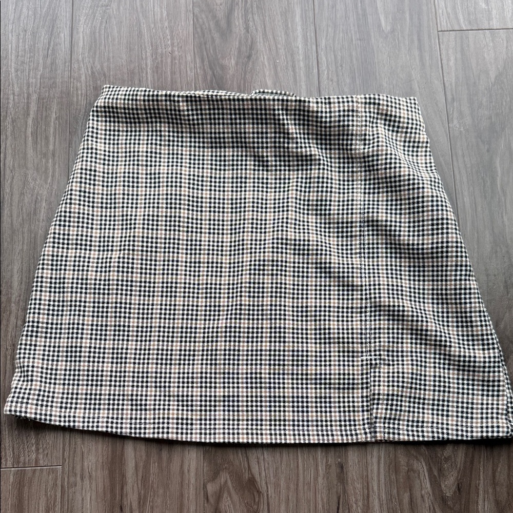 High Waisted Hollister Women's Skirt